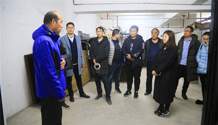 44118太阳成城集团召开库房整理工作现场推进会