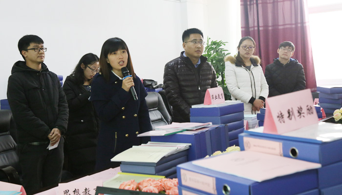 校学生工作考核组对我院学生工作进行年度考核 校学生工作考核组对我院学生工作进行年度考核