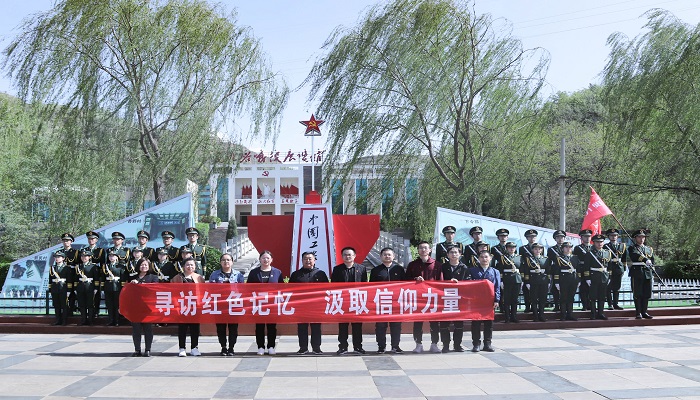 寻访红色记忆,汲取信仰力量—我院师生参观红军东征兑九峪战役展览馆、抗日模范村石像村纪念馆