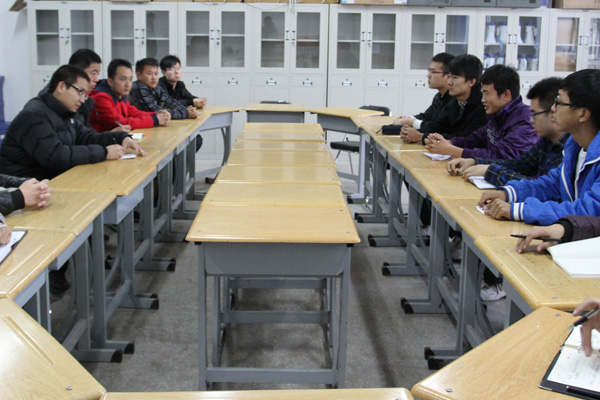 44118太阳成城集团召开新生座谈会 44118太阳成城集团召开新生座谈会