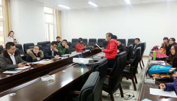 44118太阳成城集团召开2013年度班主任述职大会 44118太阳成城集团召开2013年度班主任述职大会