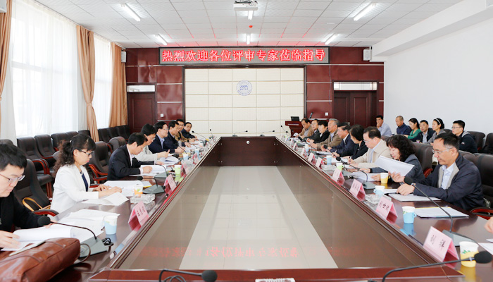 省学位办专家组对我院工业设计等7个专业进行学位评审和动画、摄影2个专业进行指导检查 省学位办专家组对我院工业设计等7个专业进行学位评审和动画、摄影2个专业进行指导检查
