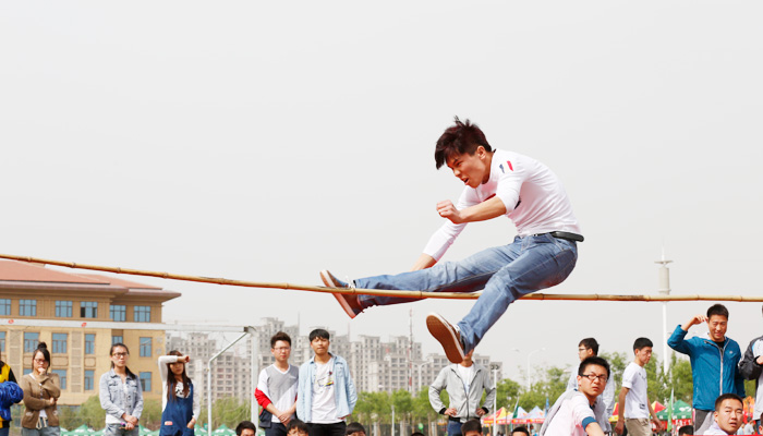 我院隆重举行2013级学生春季田径运动会 我院隆重举行2013级学生春季田径运动会
