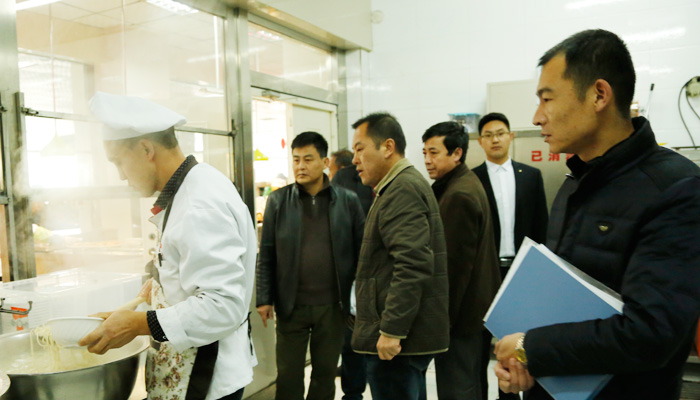 省高校伙食专业委员会检查组到我院检查指导工作 省高校伙食专业委员会检查组到我院检查指导工作