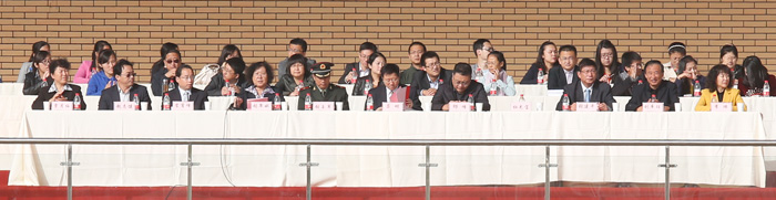 我院隆重举行2013级新生开学典礼暨军训动员大会 我院隆重举行2013级新生开学典礼暨军训动员大会