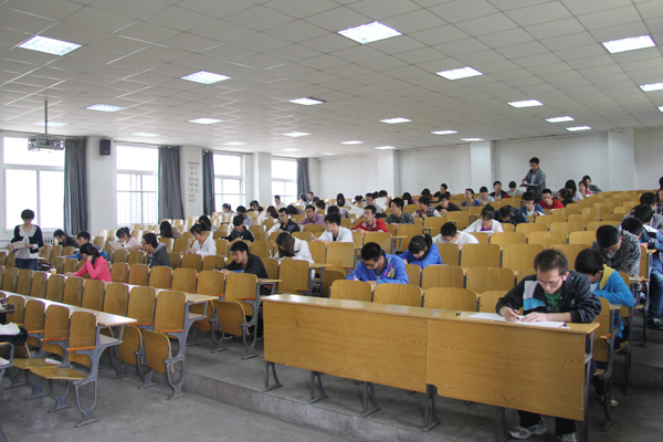 我院大学生数学竞赛圆满结束 我院大学生数学竞赛圆满结束