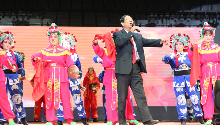 我院举办2015年“青春绽放、相约起航”迎新晚会 我院举办2015年“青春绽放、相约起航”迎新晚会