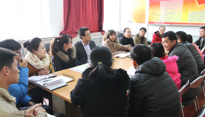 我院党委召开征求意见座谈会 我院党委召开征求意见座谈会