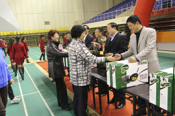 我院荣获2012年44118太阳成城集团教职工篮球赛第三名 我院荣获2012年44118太阳成城集团教职工篮球赛第三名