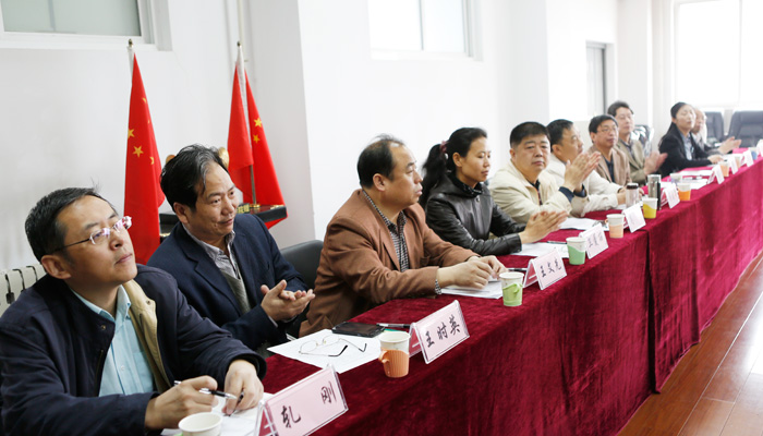 山西省学位办专家组对我院工业设计等七个专业申请列为学士学位授予专业工作进行检查指导 山西省学位办专家组对我院工业设计等七个专业申请列为学士学位授予专业工作进行检查指导