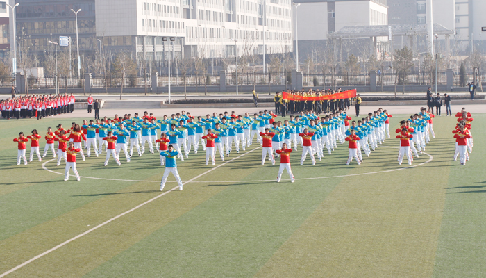 我院成功举办2013级新生广播操比赛 我院成功举办2013级新生广播操比赛