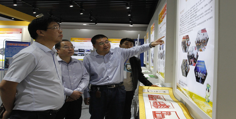 我院作为全省唯一受邀的独立学院参加2017年全国大众创业万众创新活动周山西分会场活动 我院作为全省唯一受邀的独立学院参加2017年全国大众创业万众创新活动周山西分会场活动