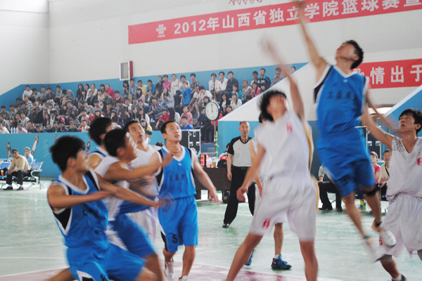 我院篮球队在2012年山西省独立学院学生篮球赛中取得优异成绩 我院篮球队在2012年山西省独立学院学生篮球赛中取得优异成绩