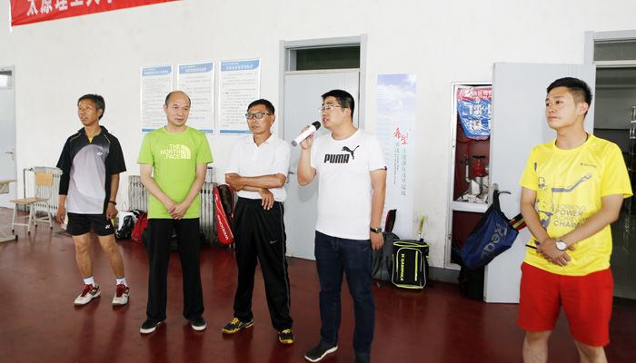 我院工会成功举办第二届教职工羽毛球比赛 我院工会成功举办第二届教职工羽毛球比赛