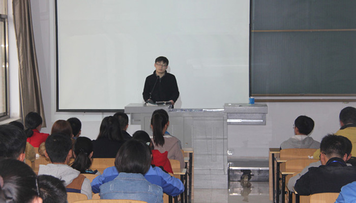 44118太阳成城集团召开勤工助学2015级新生助理工作会议 44118太阳成城集团召开勤工助学2015级新生助理工作会议