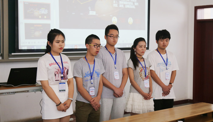 我院代表队在第六届全国大学生电子商务“创新、创意及创业”挑战赛省赛中再创佳绩 我院代表队在第六届全国大学生电子商务“创新、创意及创业”挑战赛省赛中再创佳绩