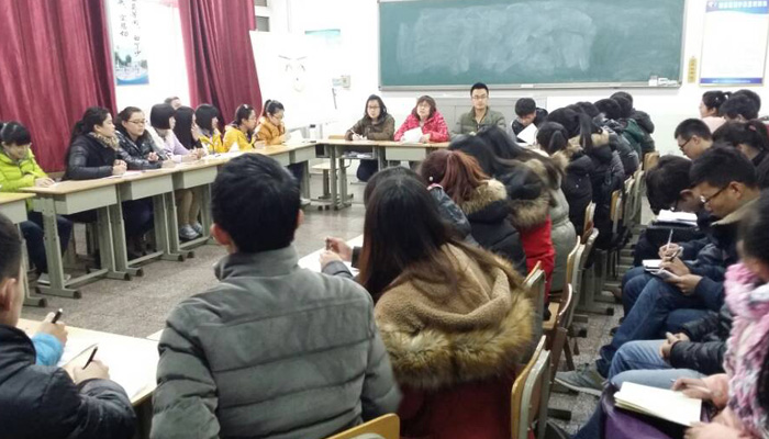 我院各学生党支部召开学习讨论落实活动专题讨论会 我院各学生党支部召开学习讨论落实活动专题讨论会