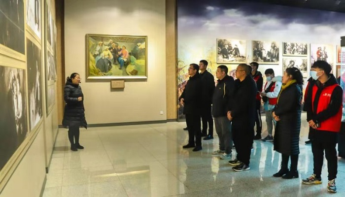 我院师生赴刘胡兰纪念馆、刘胡兰村开展“一二九” 主题团日活动 我院师生赴刘胡兰纪念馆、刘胡兰村开展“一二九” 主题团日活动