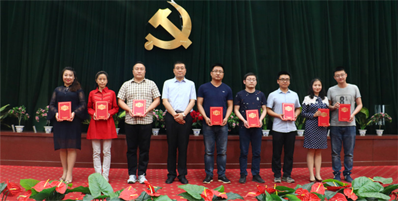 我院成功举办第八届全国大学生电子商务“创新、创意及创业”挑战赛校级决赛