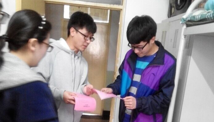 我院开展文明交通主题宣传教育服务活动 我院开展文明交通主题宣传教育服务活动