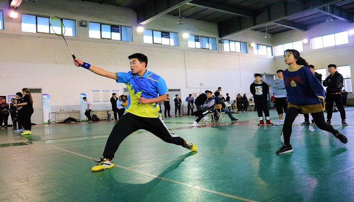我院第五届“搏羽杯”羽毛球比赛圆满落幕 我院第五届“搏羽杯”羽毛球比赛圆满落幕