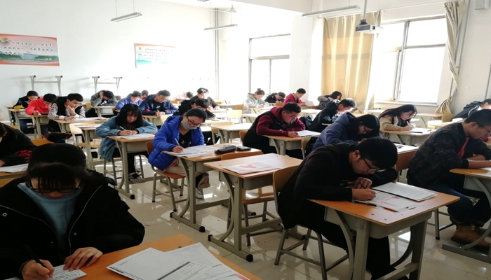 我院2018年英语四级模拟考试圆满落幕 我院2018年英语四级模拟考试圆满落幕