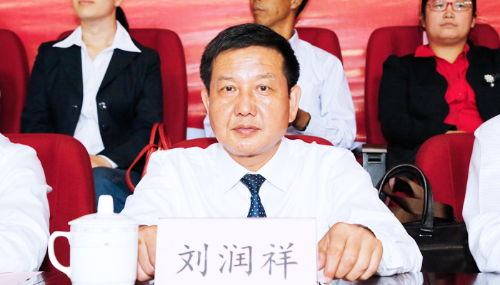 我院举行2016级新生开学典礼 我院举行2016级新生开学典礼