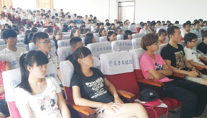 我院成功举办第二届国防教育宣讲活动 我院成功举办第二届国防教育宣讲活动