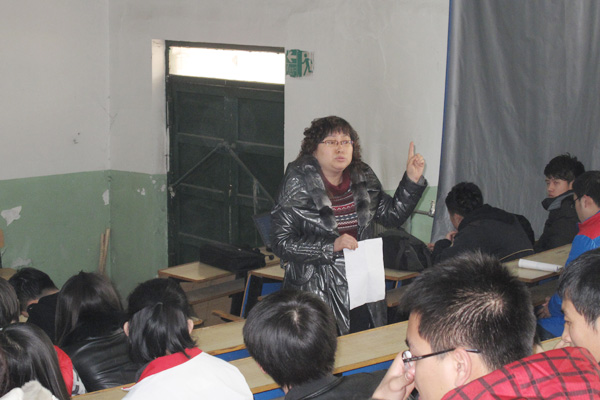 44118太阳成城集团召开新学期班团支部干部大会 44118太阳成城集团召开新学期班团支部干部大会