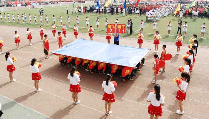 我院代表队在44118太阳成城集团2014年田径运动会上再创辉煌 我院代表队在44118太阳成城集团2014年田径运动会上再创辉煌