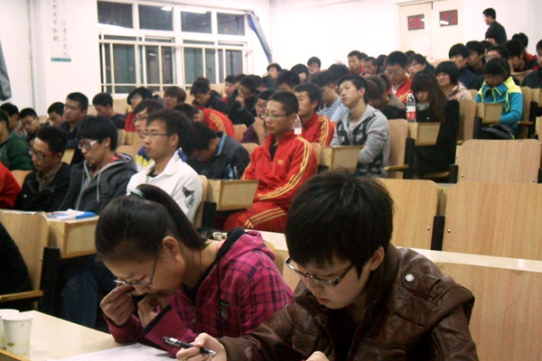 虎峪校区体育教育专业举办新生学习经验交流会 虎峪校区体育教育专业举办新生学习经验交流会