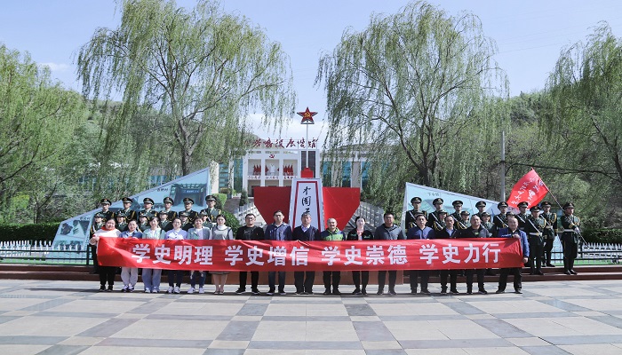 寻访红色记忆,汲取信仰力量—我院师生参观红军东征兑九峪战役展览馆、抗日模范村石像村纪念馆