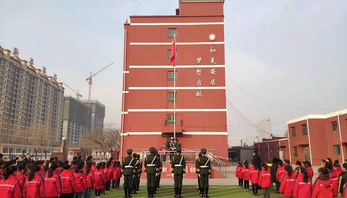 我院国旗护卫队指导安居街小学组建国旗班 我院国旗护卫队指导安居街小学组建国旗班