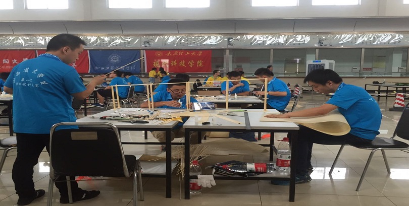 我院学生在第一届山西省大学生结构设计竞赛中荣获佳绩 我院学生在第一届山西省大学生结构设计竞赛中荣获佳绩