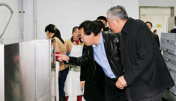 全省高校伙食工作检查组到我院孝义校区检查指导工作 全省高校伙食工作检查组到我院孝义校区检查指导工作