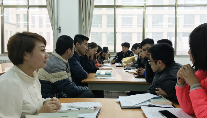 我院学工党支部召开学习贯彻落实党的十八届五中全会精神专题学习会 我院学工党支部召开学习贯彻落实党的十八届五中全会精神专题学习会