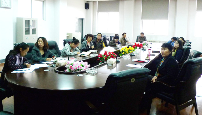 我院工会、机关党支部共同组织学习党的群众路线教育实践活动先进事迹 我院工会、机关党支部共同组织学习党的群众路线教育实践活动先进事迹