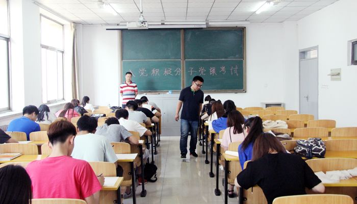 我院2017年孝义校区入党积极分子培训班结业考试圆满结束 我院2017年孝义校区入党积极分子培训班结业考试圆满结束