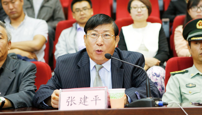 我院隆重举行2014级新生开学典礼暨军训动员大会 我院隆重举行2014级新生开学典礼暨军训动员大会