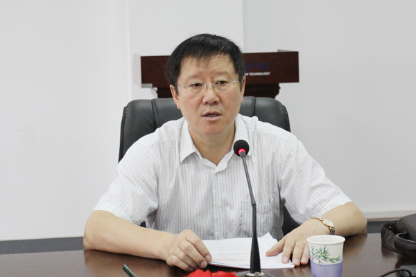 44118太阳成城集团召开第一届学位评定委员会第一次会议 44118太阳成城集团召开第一届学位评定委员会第一次会议