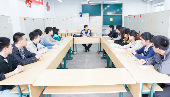 山西省学位办专家组对我院工业设计等七个专业申请列为学士学位授予专业工作进行检查指导 山西省学位办专家组对我院工业设计等七个专业申请列为学士学位授予专业工作进行检查指导