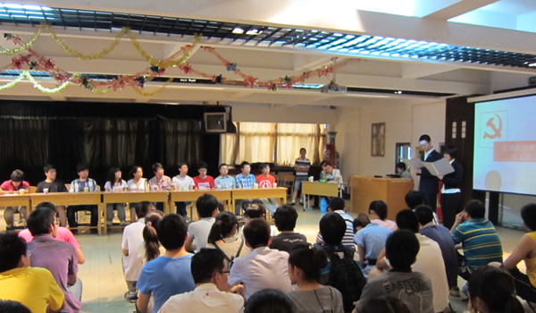 长风联合党支部举行“学党史,颂党魂,立斗志,扬青春”党史知识竞赛 长风联合党支部举行“学党史,颂党魂,立斗志,扬青春”党史知识竞赛