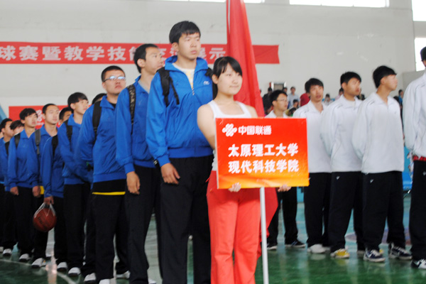 我院组队参加2012年山西省独立学院学生篮球赛 我院组队参加2012年山西省独立学院学生篮球赛