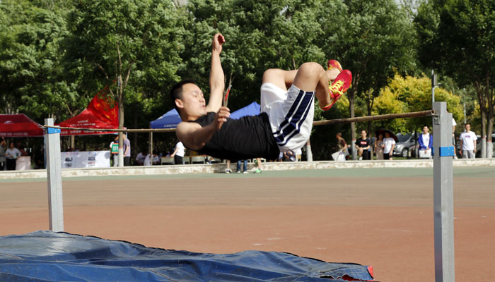 我院教职工代表团在校2019年教职工运动会中再创佳绩 我院教职工代表团在校2019年教职工运动会中再创佳绩