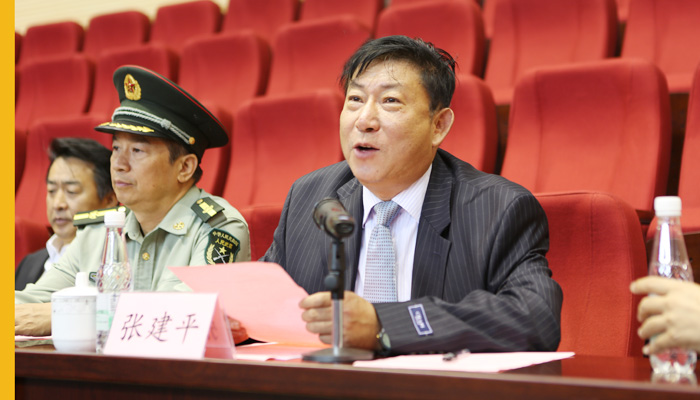 我院举行2015级新生开学典礼暨军训动员大会 我院举行2015级新生开学典礼暨军训动员大会