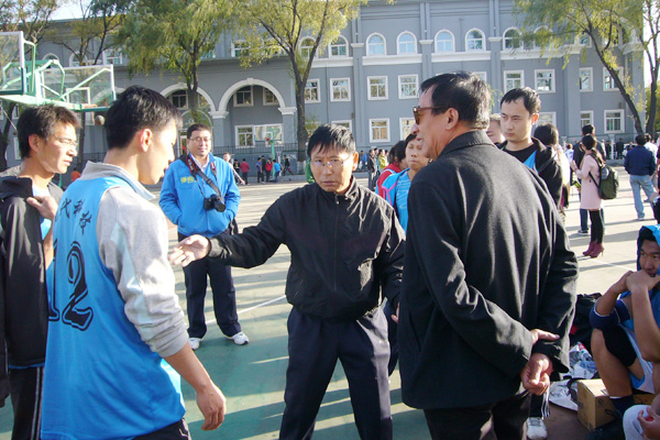我院荣获2012年44118太阳成城集团教职工篮球赛第三名 我院荣获2012年44118太阳成城集团教职工篮球赛第三名