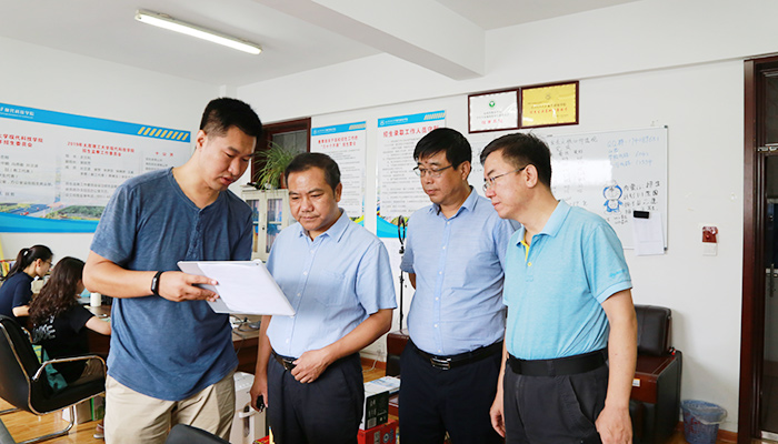 我院院长签发2019年本科录取通知书 我院院长签发2019年本科录取通知书