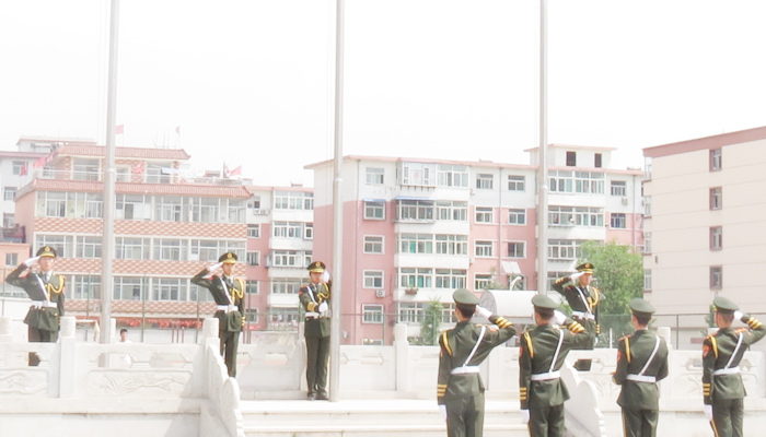 我院国旗护卫队接受CCTV-国防军事频道检阅采访 我院国旗护卫队接受CCTV-国防军事频道检阅采访