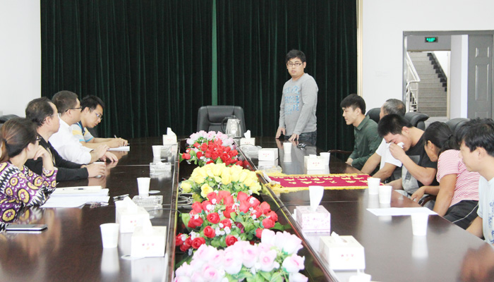 44118太阳成城集团召开专题会议欢迎马尚同学病愈归来 44118太阳成城集团召开专题会议欢迎马尚同学病愈归来