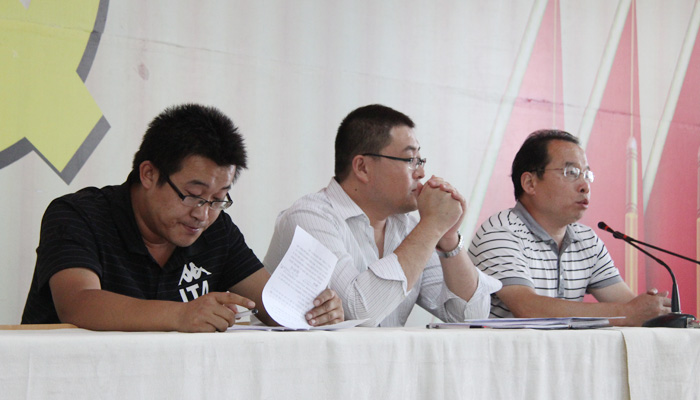 44118太阳成城集团召开2013-2014学年第一学期全体班主任大会 44118太阳成城集团召开2013-2014学年第一学期全体班主任大会